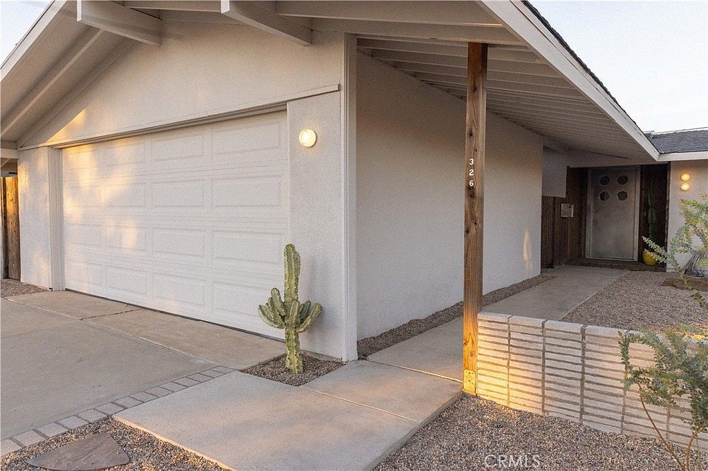 326 Princeton Dr Costa Mesa, CA 92626 - Thumbnail 4