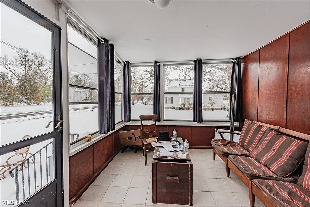 258 N Pleasant St Oberlin, OH 44074 - Thumbnail 4