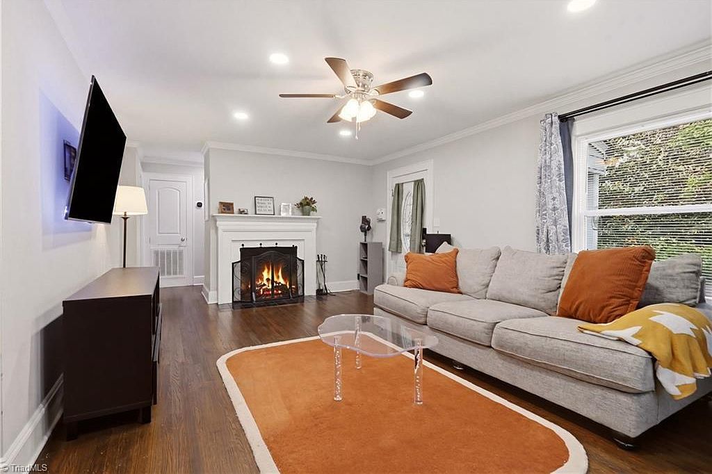 2605 Pinecroft Rd Greensboro, NC 27407 - Thumbnail 4