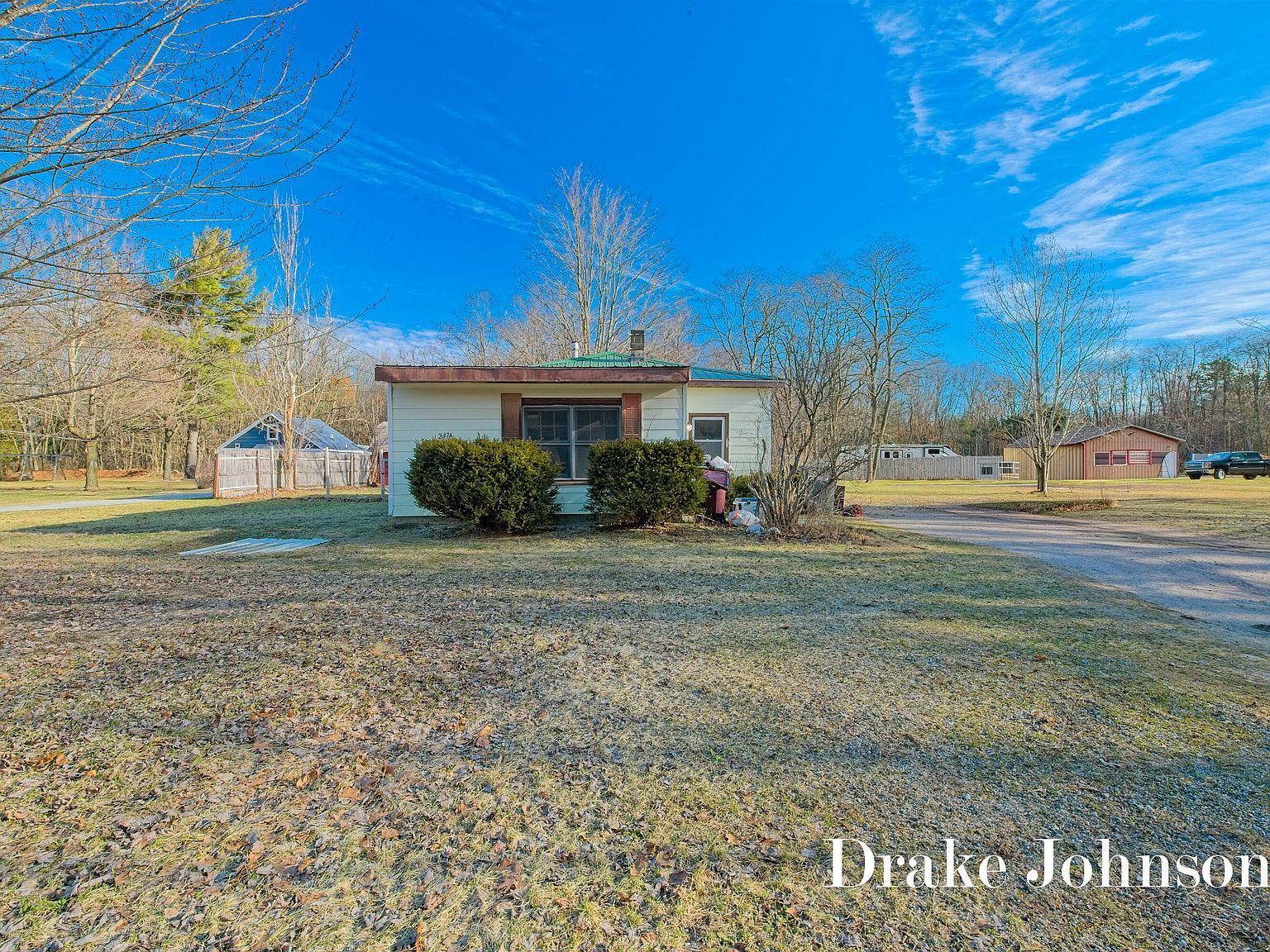 2474 Evanston Ave Muskegon, MI 49442 - Thumbnail 4