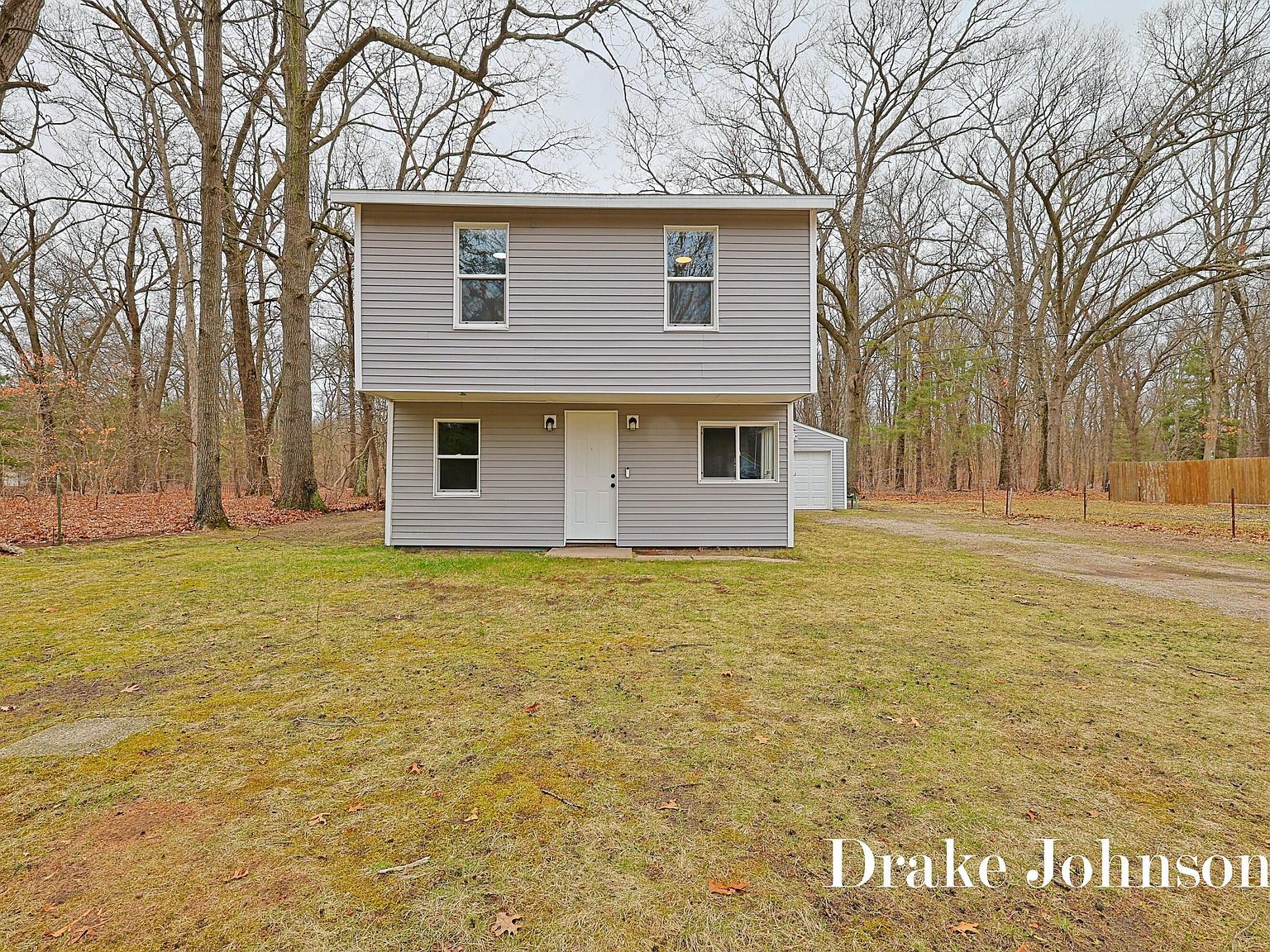 1351 Carr Rd Muskegon, MI 49442 - Thumbnail 4