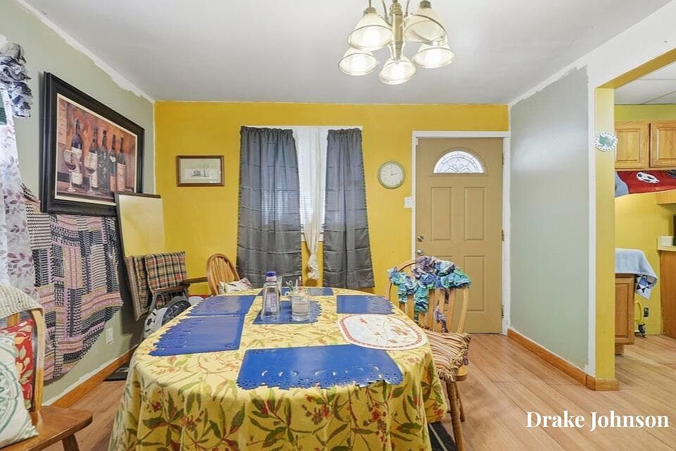 1836 Buchanan Ave SW Grand Rapids, MI 49507 - Thumbnail 4