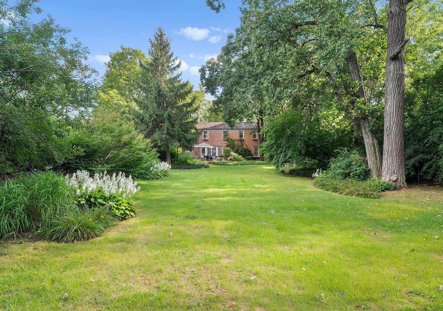 250 S Sheridan Rd Lake Forest, IL 60045 - Thumbnail 4