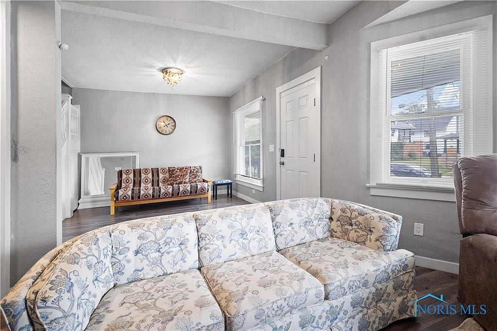 122 Columbia St Toledo, OH 43620 - Thumbnail 4