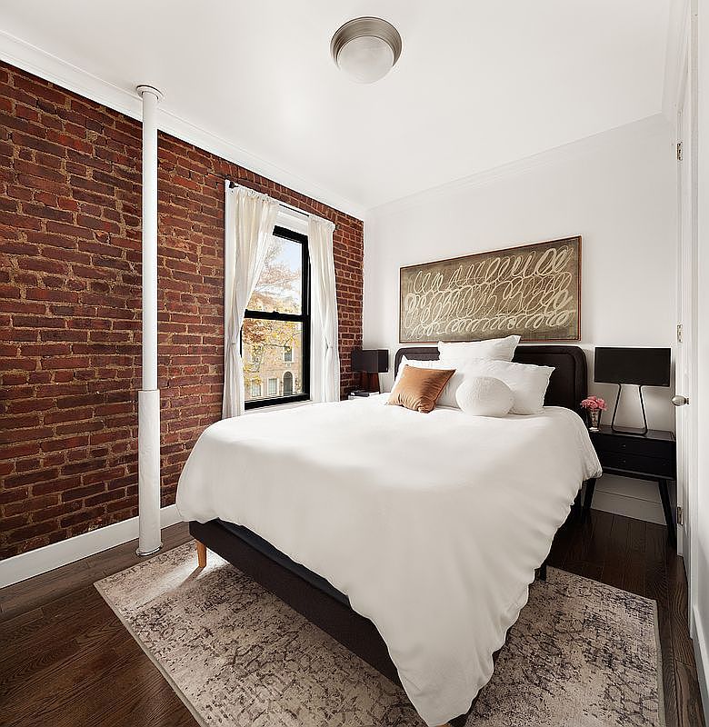 21-06 35th St #3E Astoria, NY 11105 - Thumbnail 4