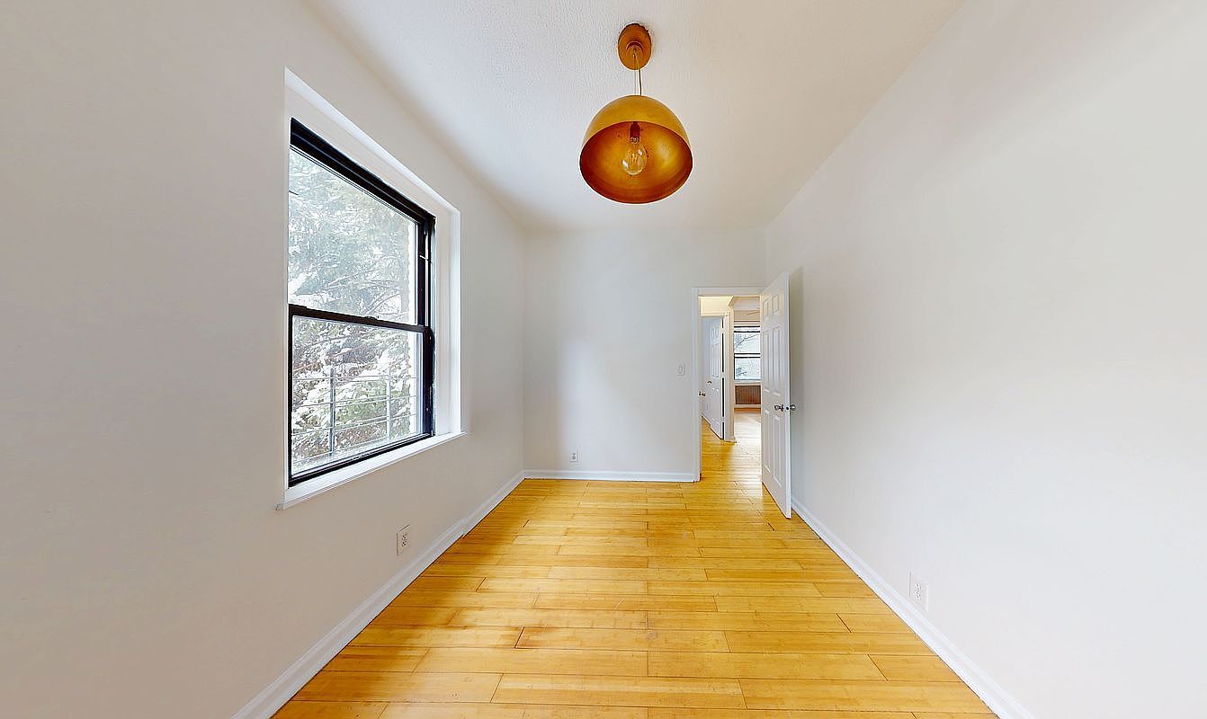 21-38 35th St #2 Astoria, NY 11105 - Thumbnail 4