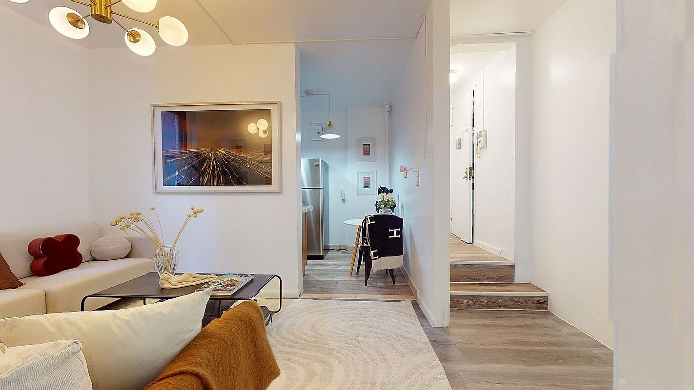 21-57 33rd St #1H Astoria, NY 11105 - Thumbnail 4