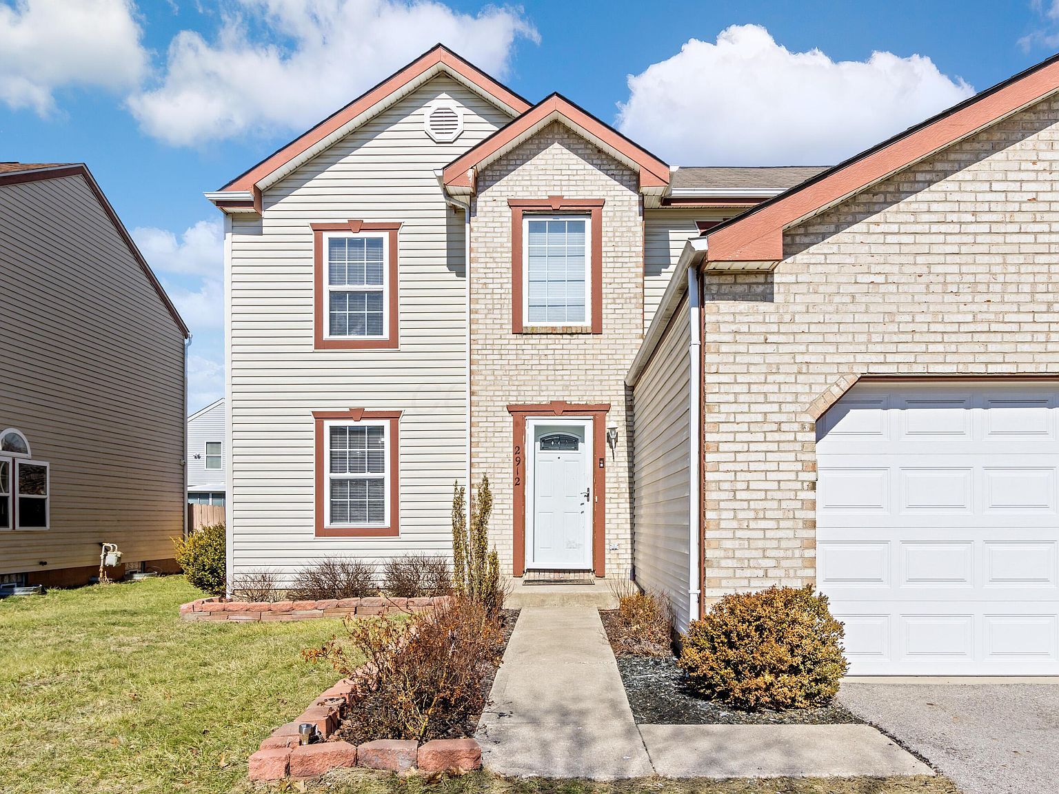 2912 Ironstone Dr Columbus, OH 43231 - Thumbnail 4