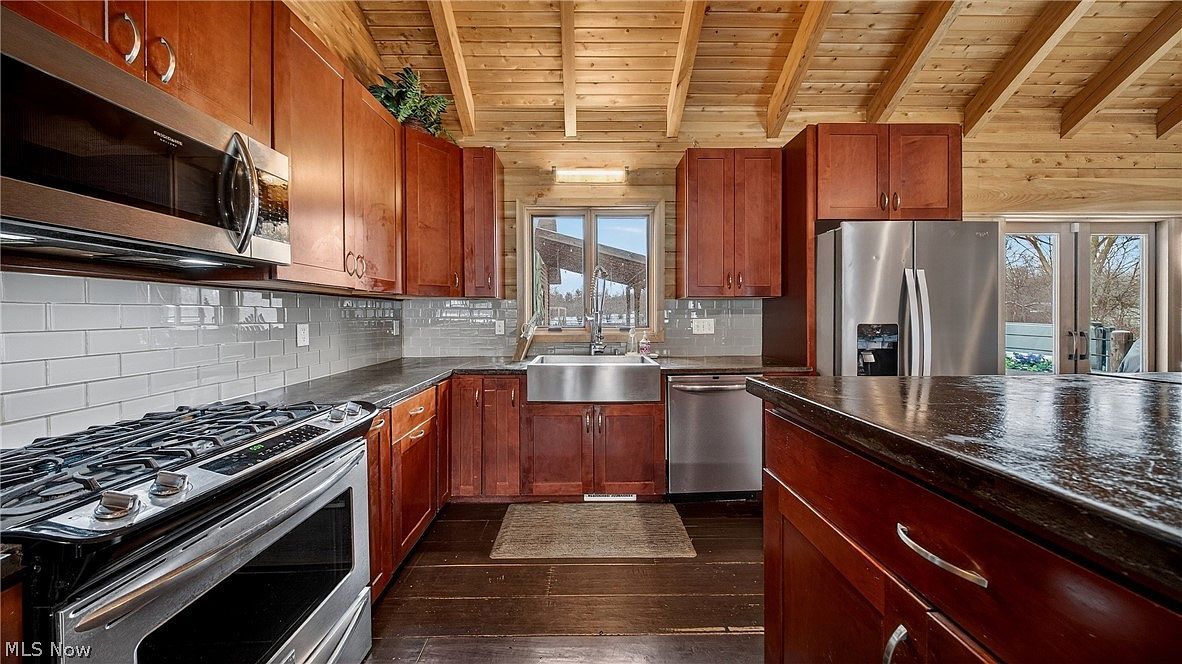 1693 Middleton Rd Hudson, OH 44236 - Thumbnail 4