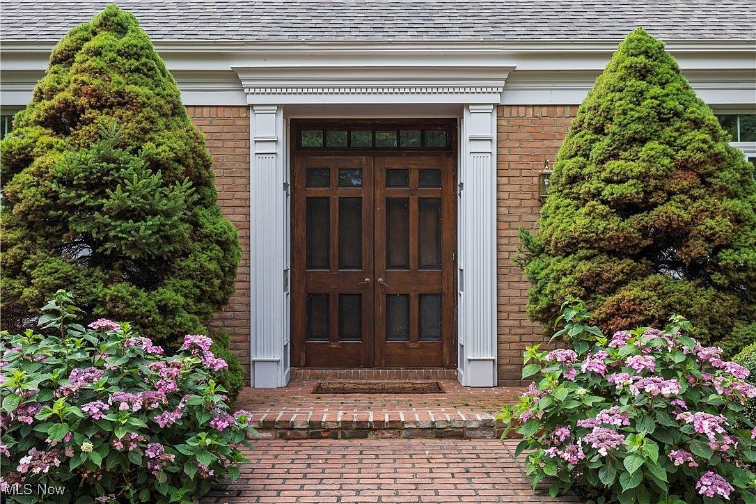 1711 Willow Dr Sandusky, OH 44870 - Thumbnail 4