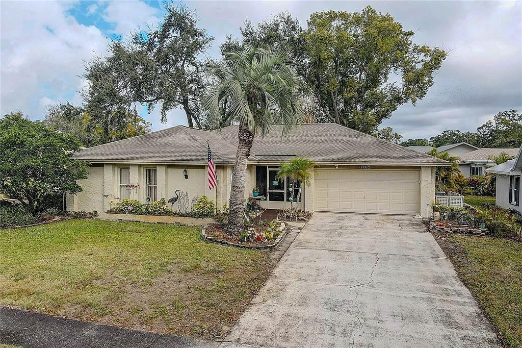 1319 Glengarry Dr Palm Harbor, FL 34684 - Thumbnail 4
