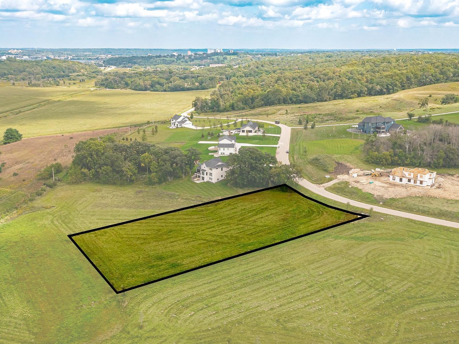 5185 8th St SW Rochester, MN 55902 - Thumbnail 4