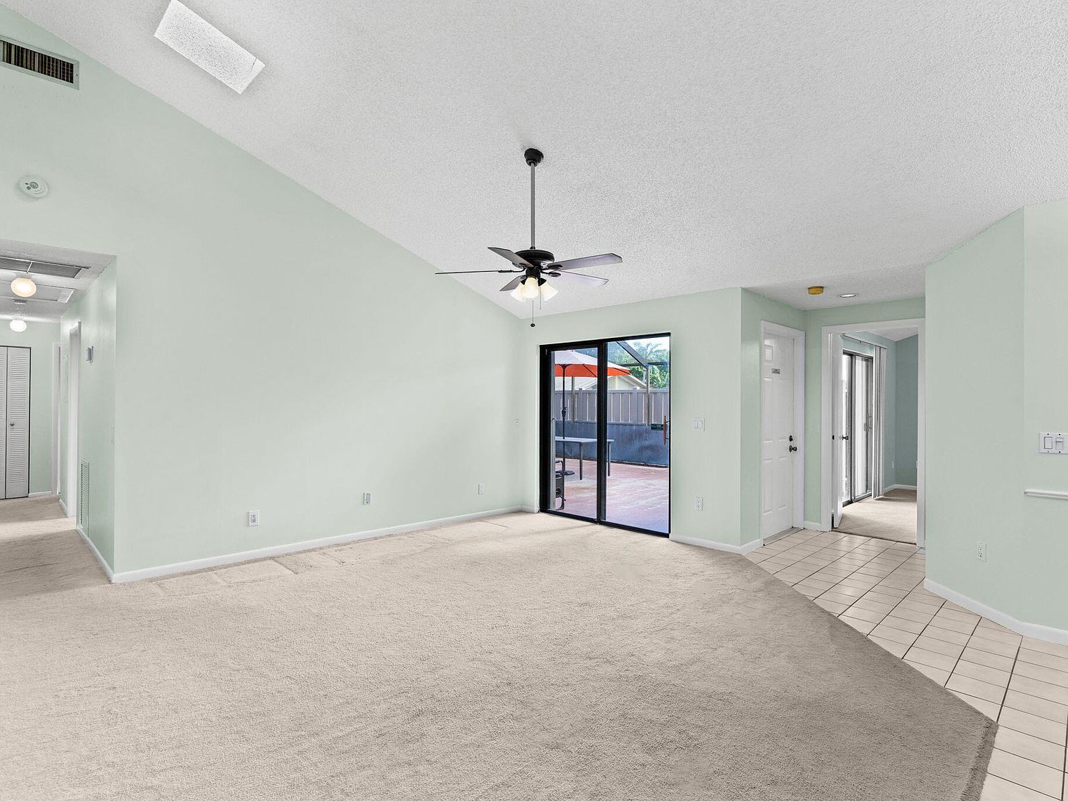 5620 Eagle Lake Dr Palm Beach Gardens, FL 33418 - Thumbnail 4