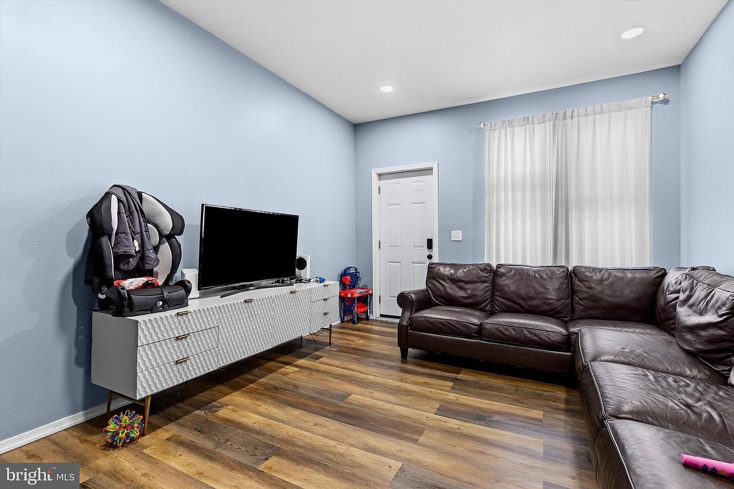 826 S Beaver St York, PA 17403 - Thumbnail 4