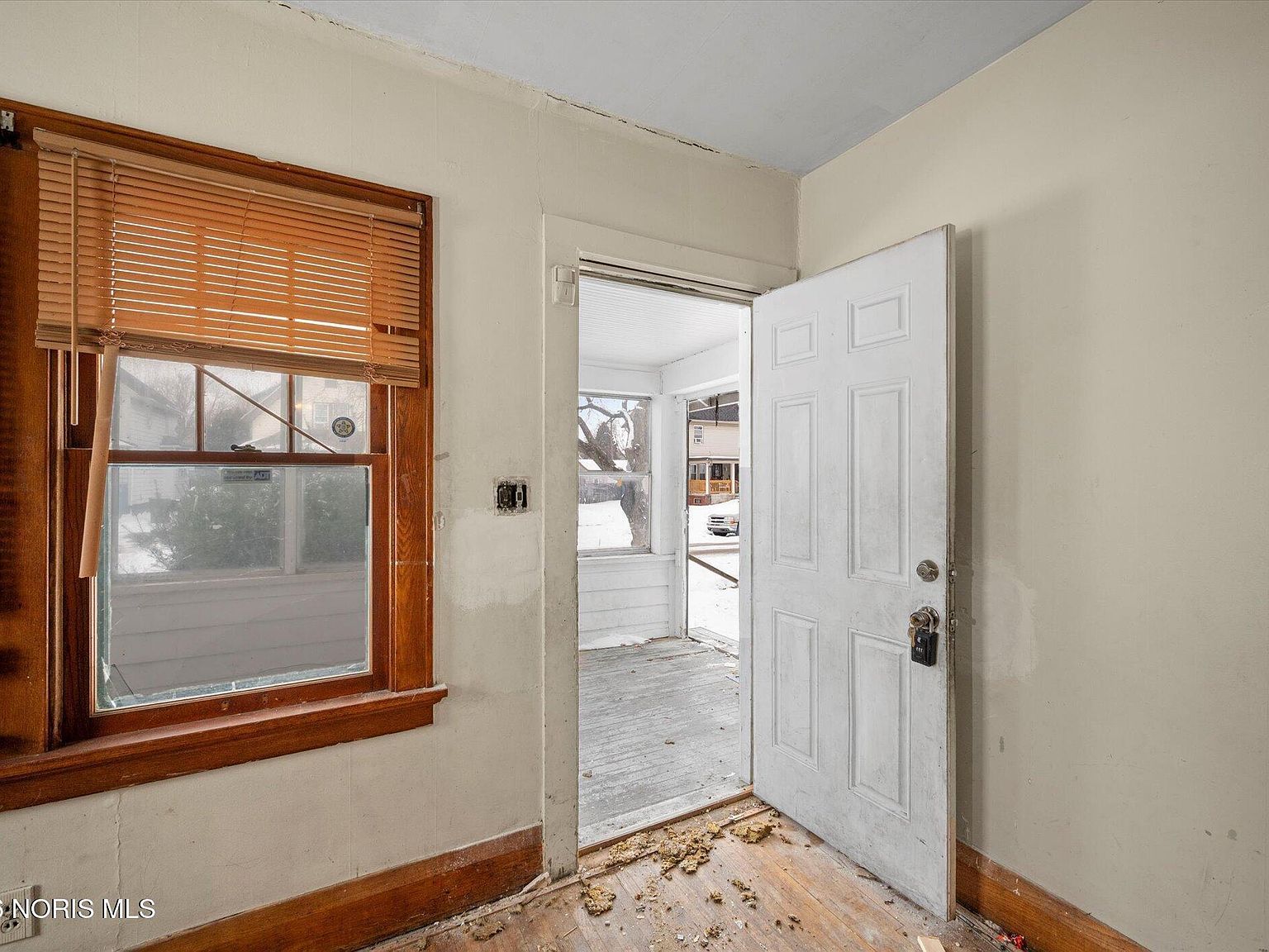 910 Woodward Ave Toledo, OH 43608 - Thumbnail 4