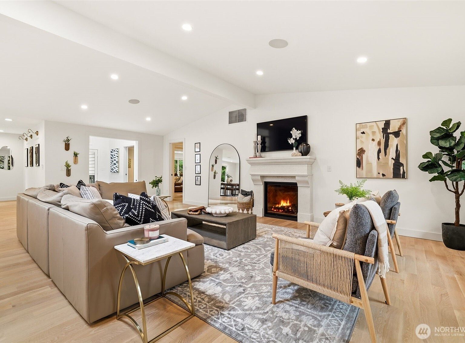 2506 159th Ave SE Bellevue, WA 98008 - Thumbnail 4