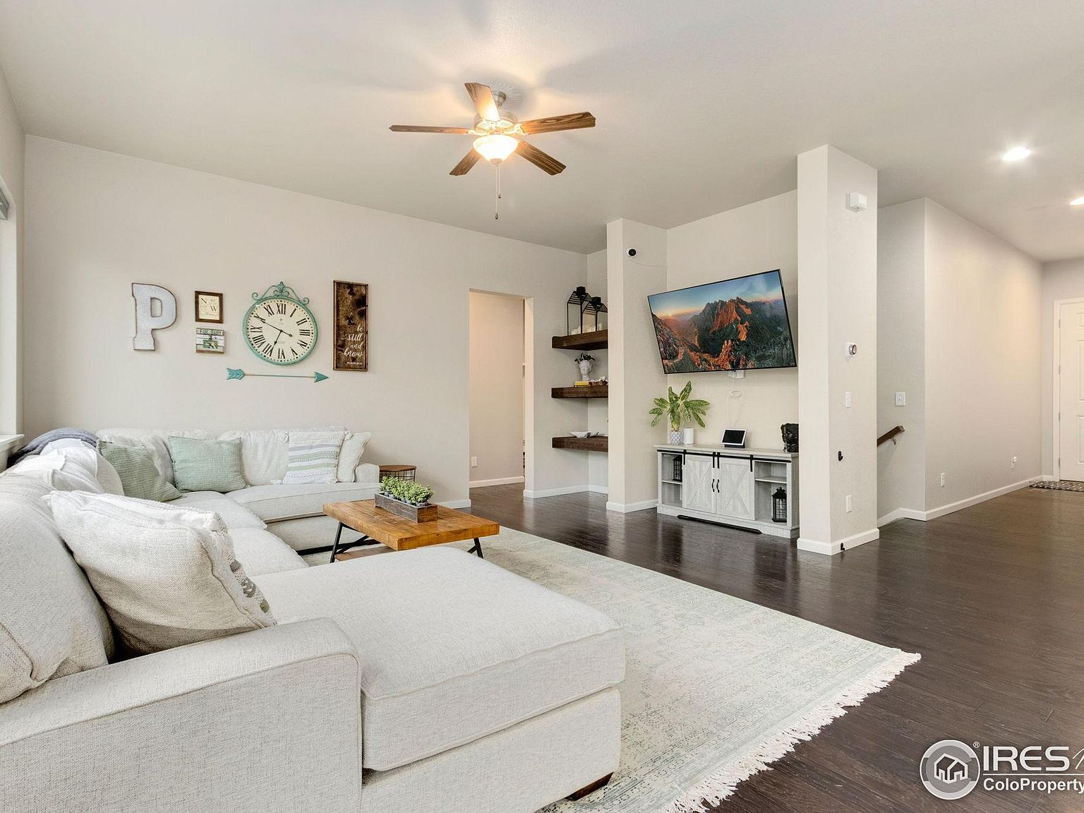 719 Wagon Bend Rd Berthoud, CO 80513 - Thumbnail 4