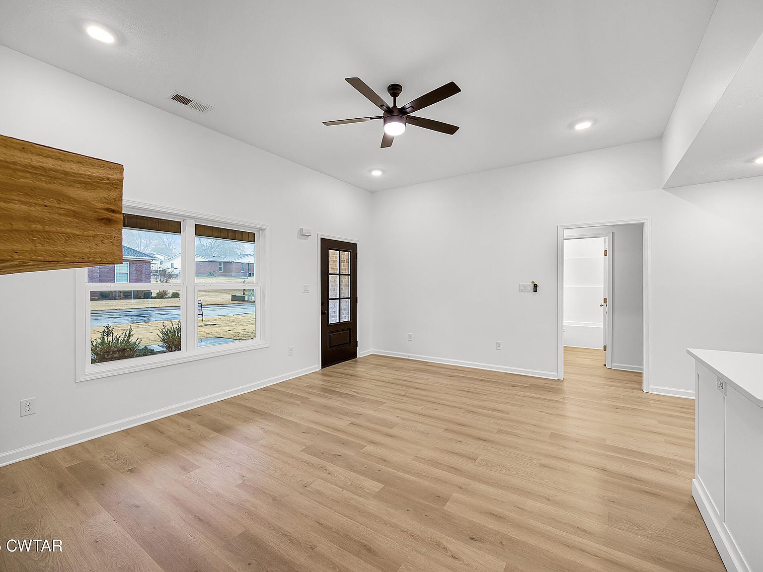 114 Crestview Cv Trenton, TN 38382 - Thumbnail 4