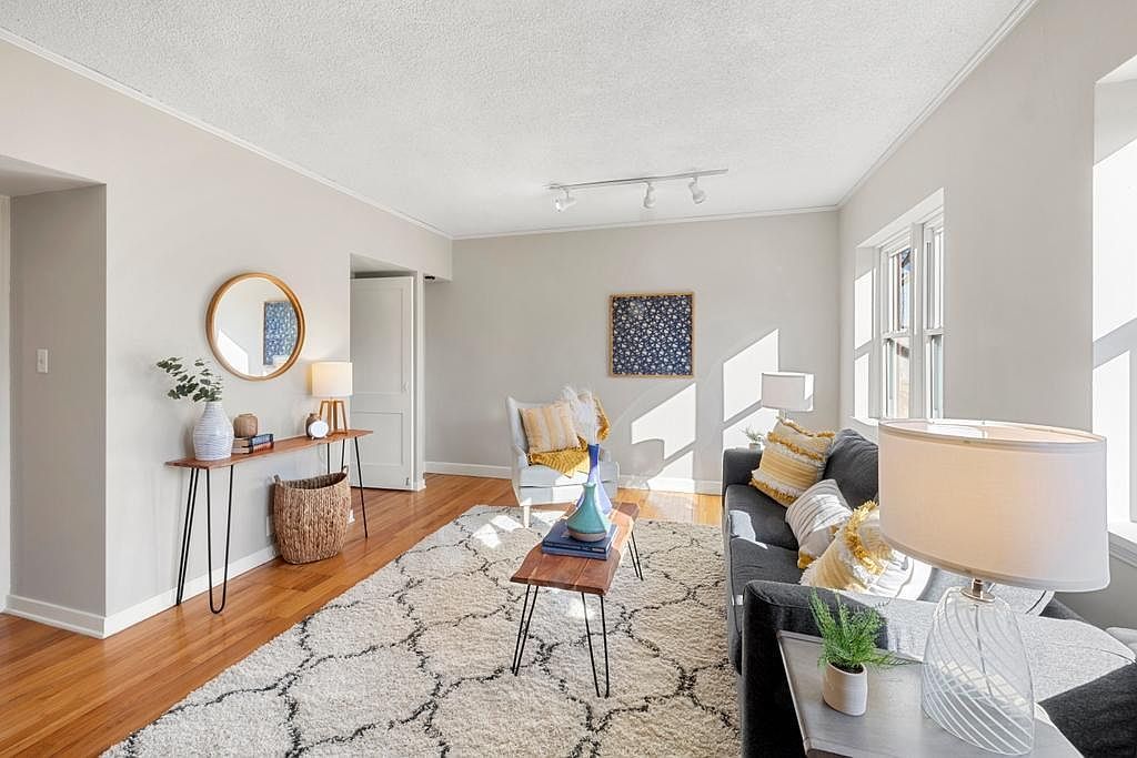 3126 W Bde Maka Ska Blvd APT 411 Minneapolis, MN 55416 - Thumbnail 4