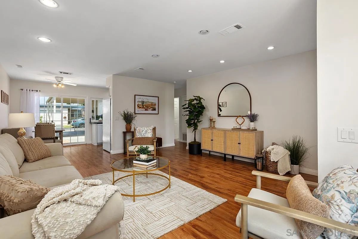 3902 Vista Campana N UNIT 58 Oceanside, CA 92057 - Thumbnail 4