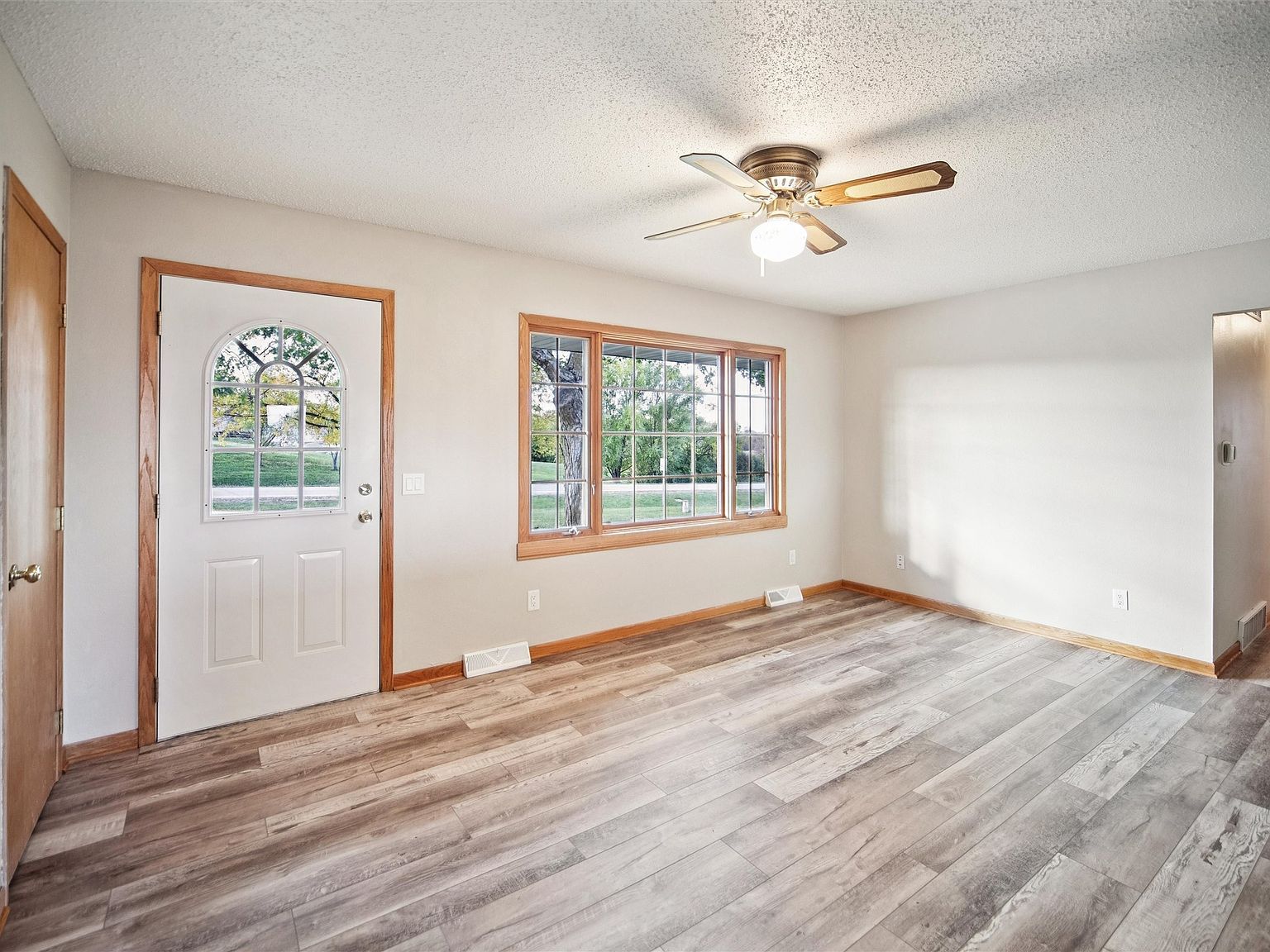 12825 Nevada St Indianola, IA 50125 - Thumbnail 4