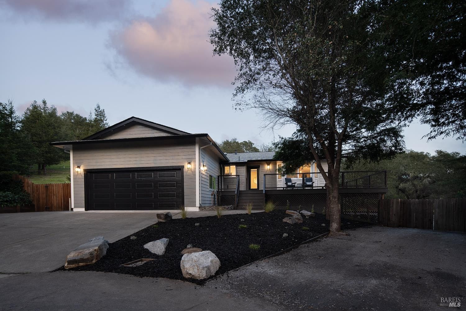 210 Burgundy Rd Healdsburg, CA 95448 - Thumbnail 4