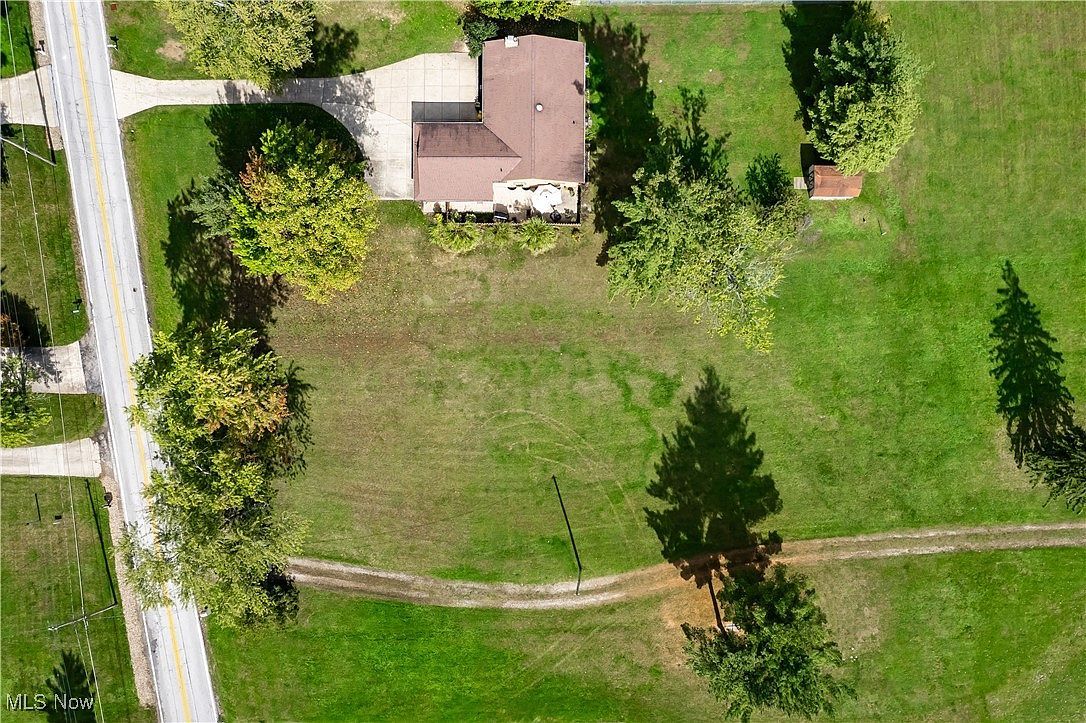 9425 Avery Rd Broadview Heights, OH 44147 - Thumbnail 4