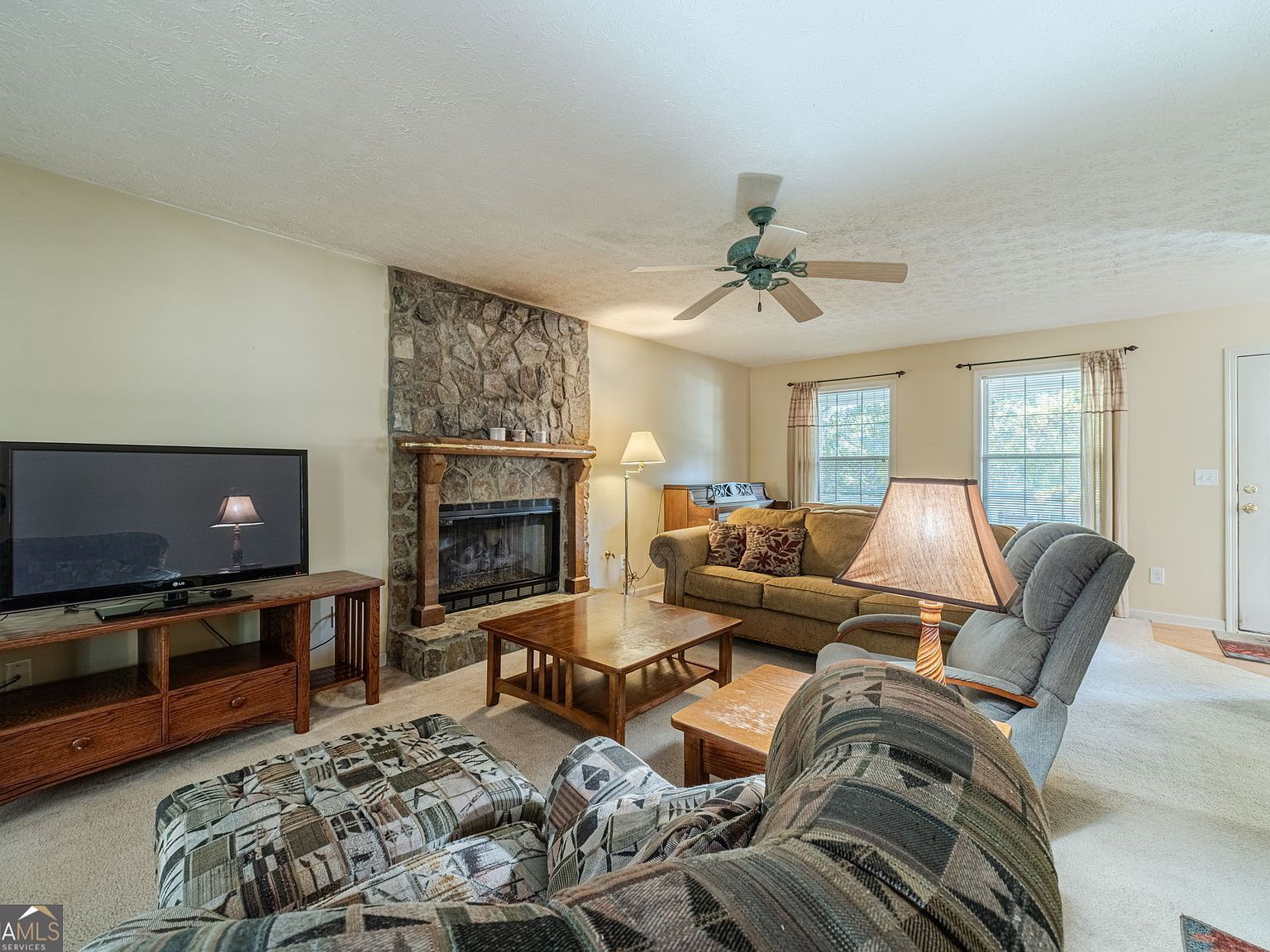 962 Cove Lake Ct Lawrenceville, GA 30045 - Thumbnail 4