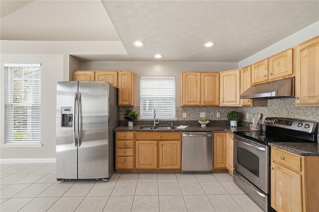 1800 Olde Haley Dr Dayton, OH 45458 - Thumbnail 4