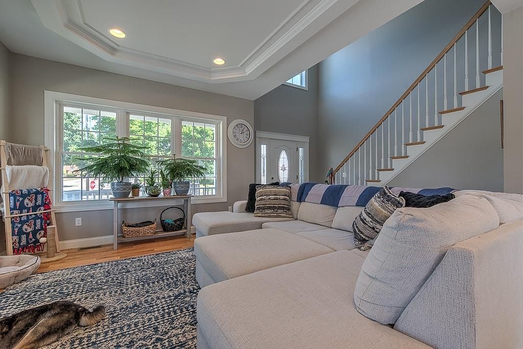 7 Theresa Marie Ave Woonsocket, RI 02895 - Thumbnail 4