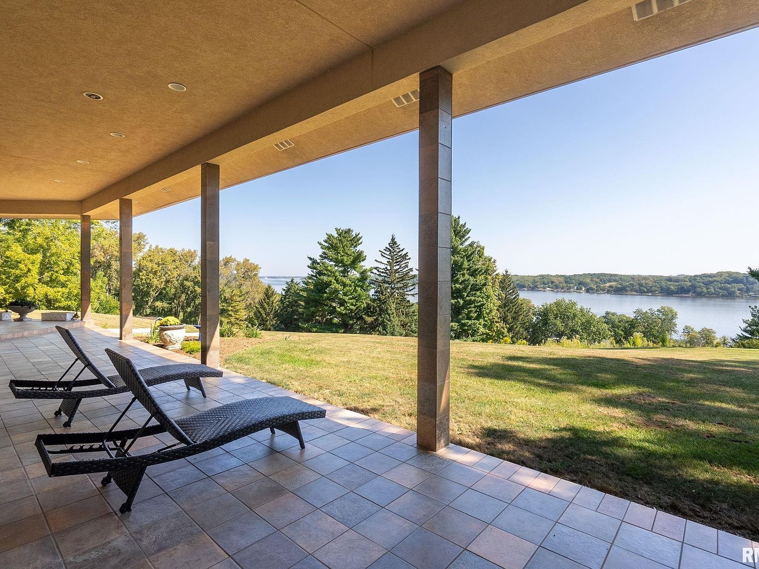 28176 226th St Le Claire, IA 52753 - Thumbnail 4