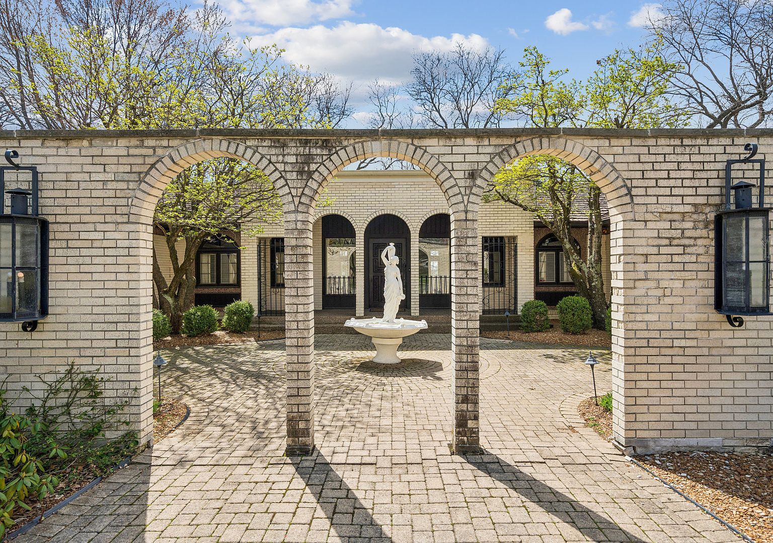 4001 26th St Rock Island, IL 61201 - Thumbnail 4