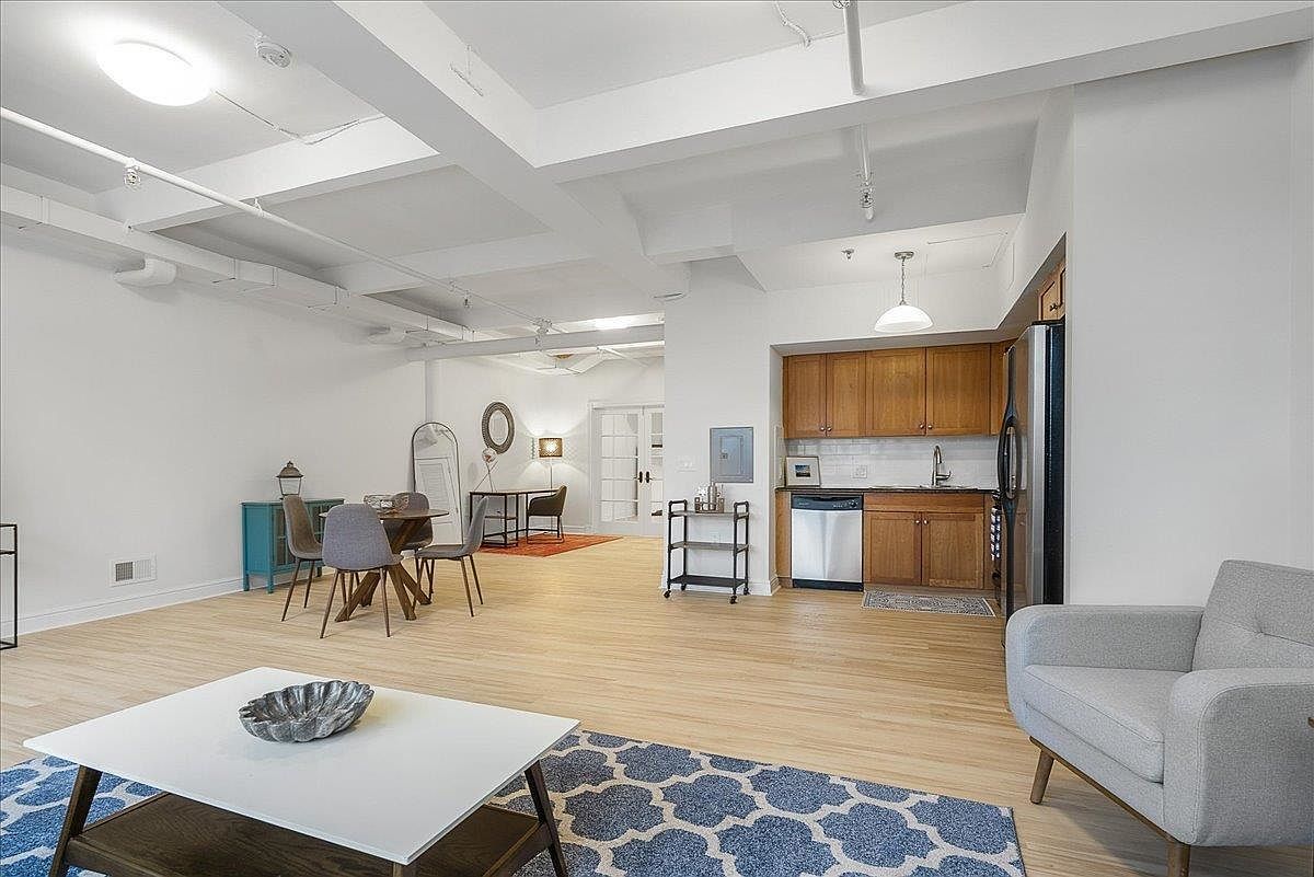 300 Communipaw Ave APT 16 Jersey City, NJ 07304 - Thumbnail 4