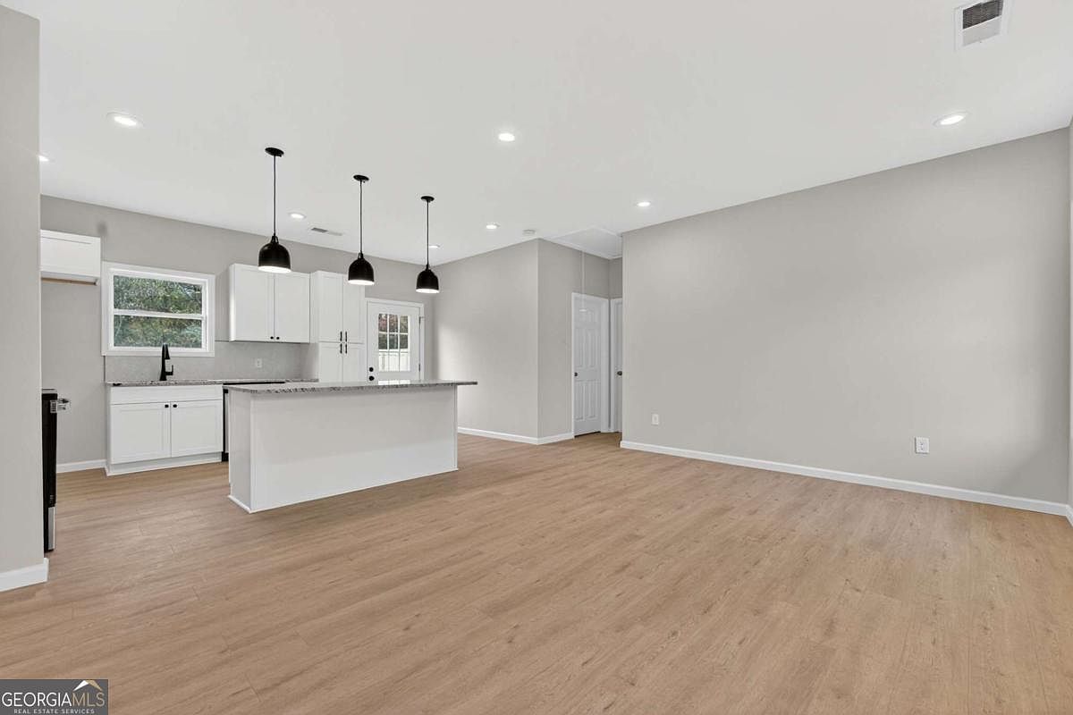 47 Brownlow Dr NW Rome, GA 30165 - Thumbnail 4