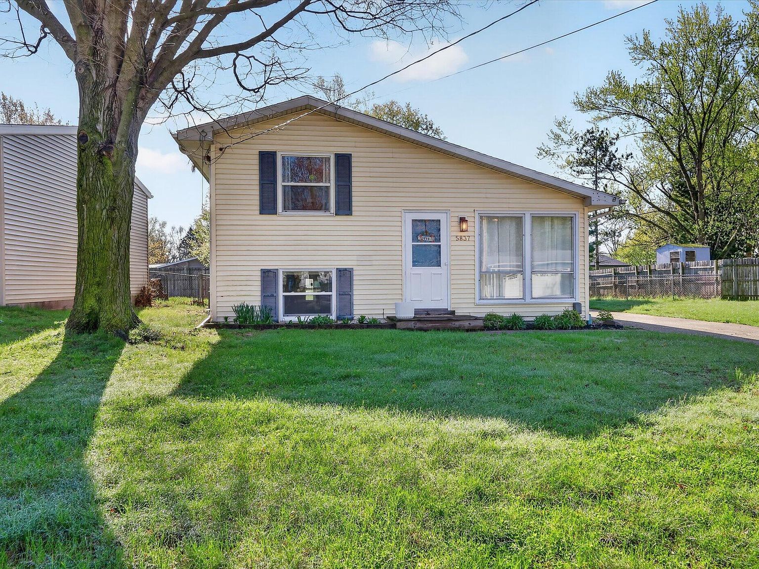 5837 Stratford Dr Portage, MI 49024 - Thumbnail 4