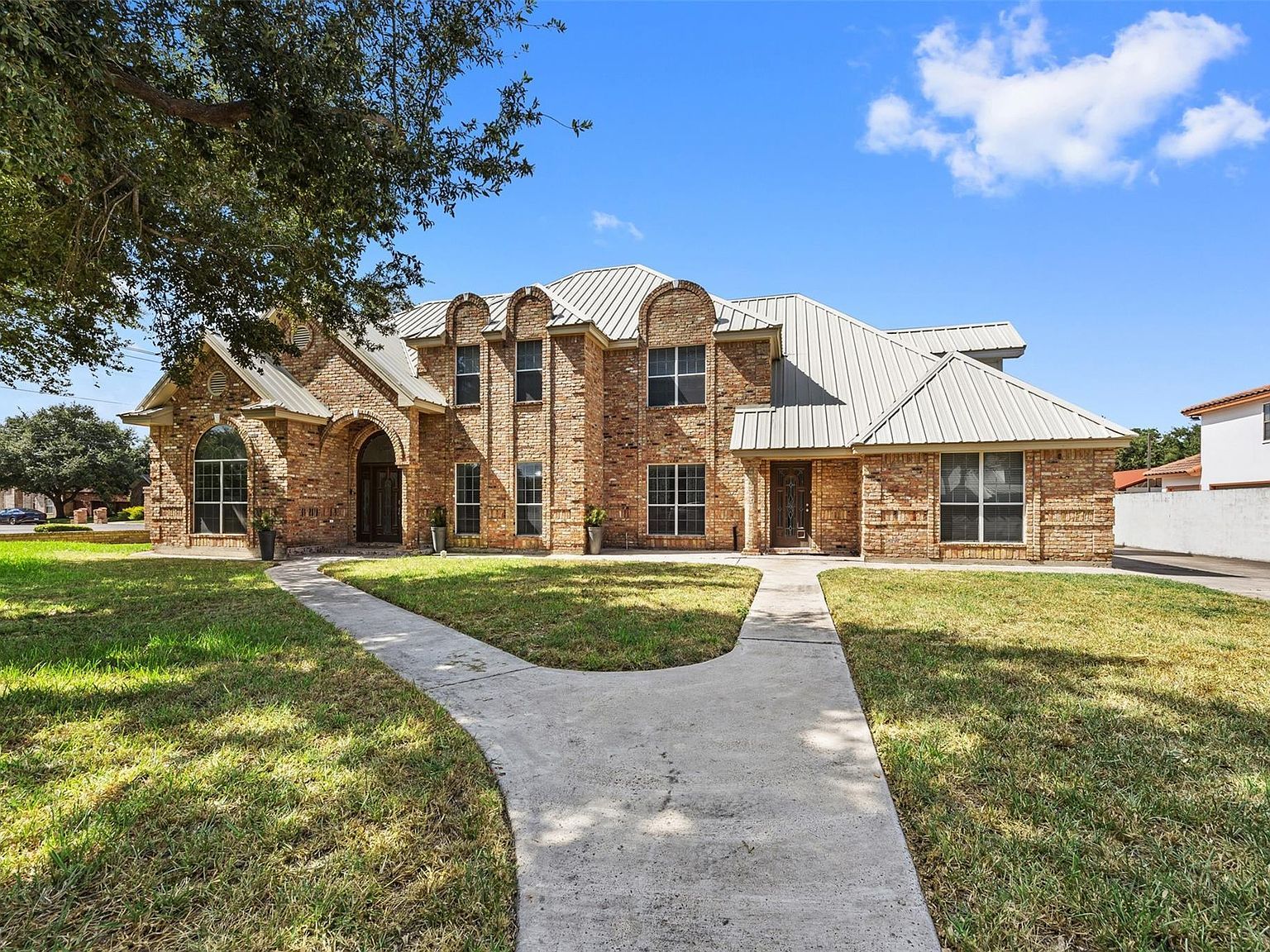 2001 Fair Oaks Dr Mission, TX 78574 - Thumbnail 4