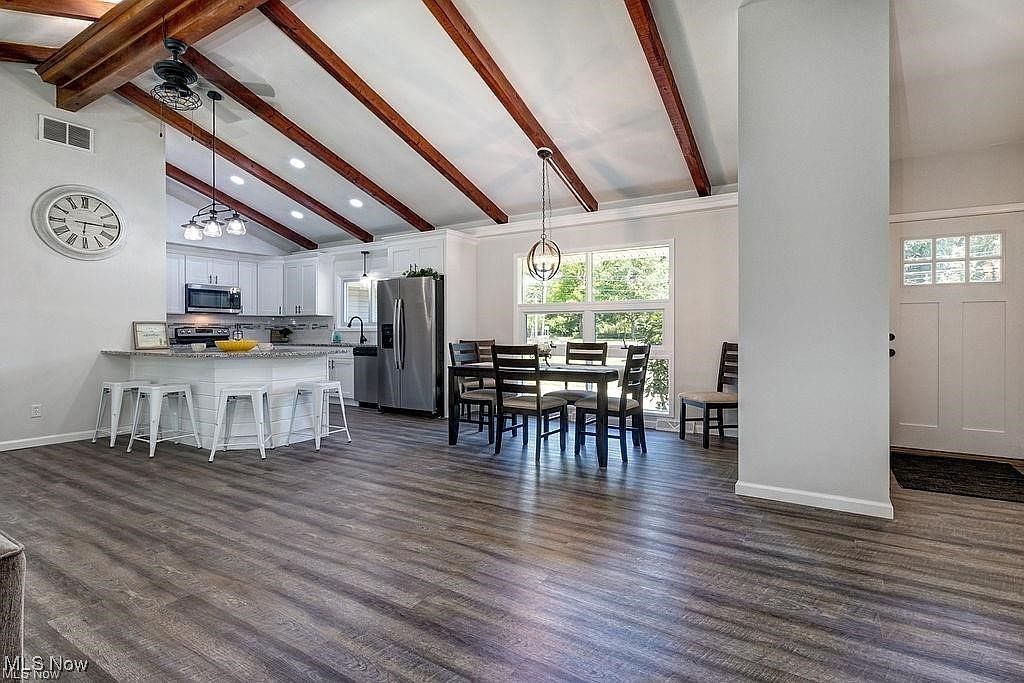 8078 Mentor Ave Mentor, OH 44060 - Thumbnail 4