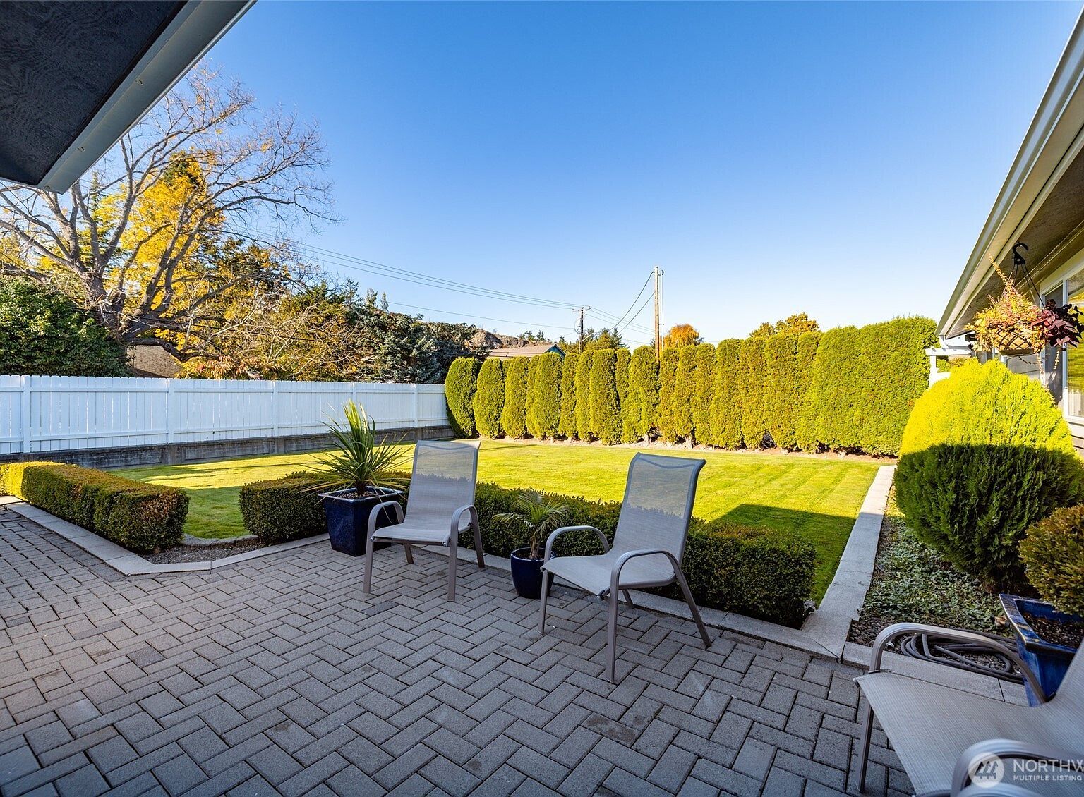 733 Maple Ave La Conner, WA 98257 - Thumbnail 4