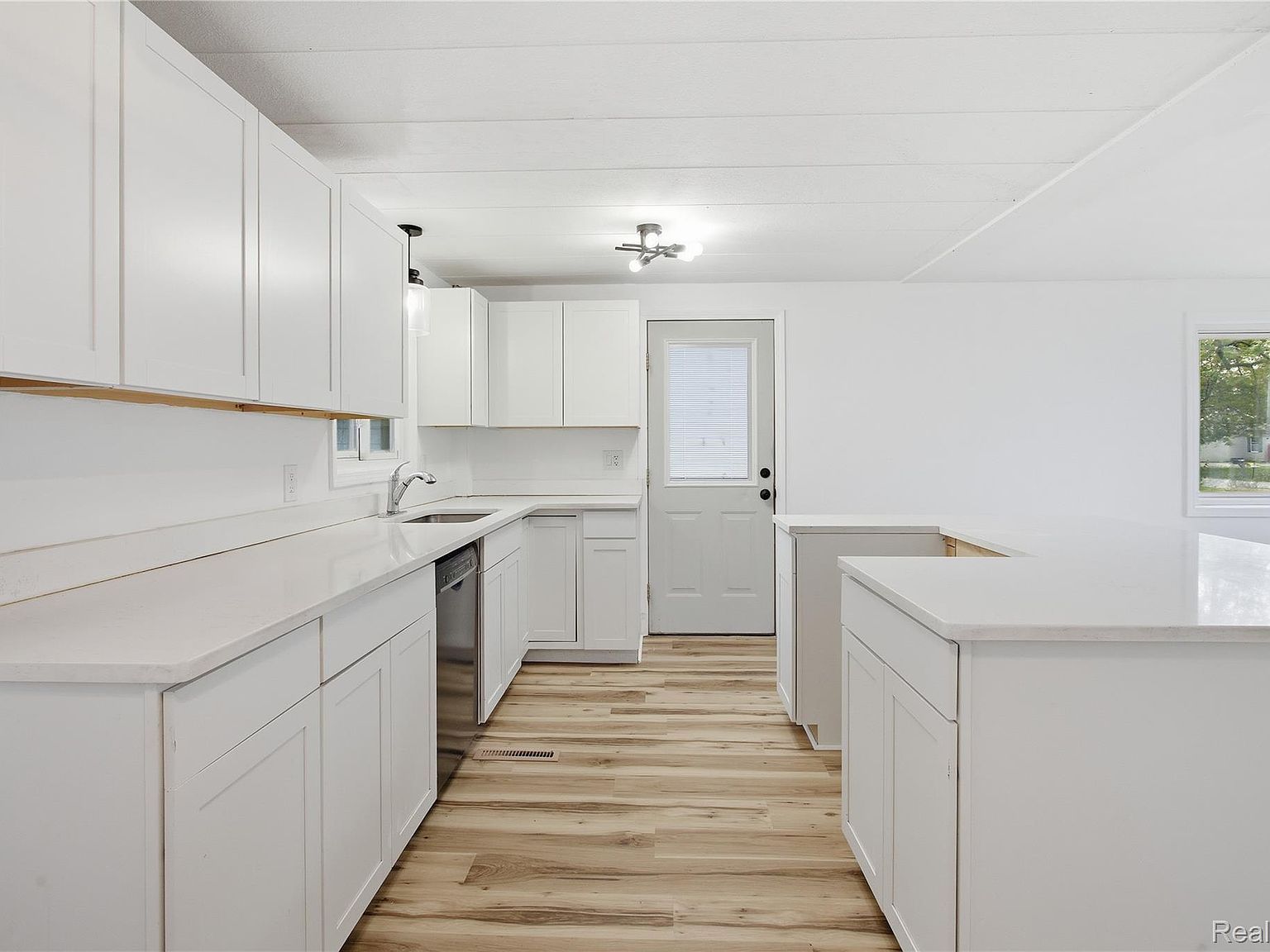 8844 Weldwood Dr Monroe, MI 48162 - Thumbnail 4