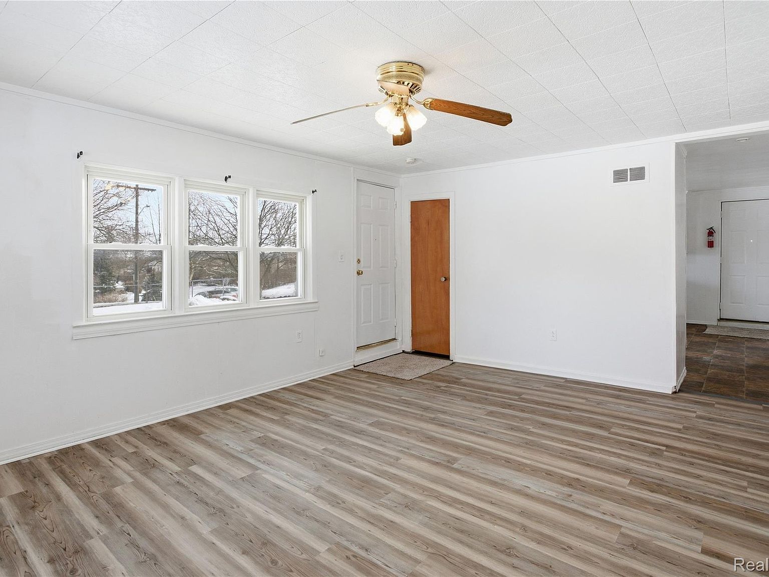 450 1st Ave Ypsilanti, MI 48197 - Thumbnail 4