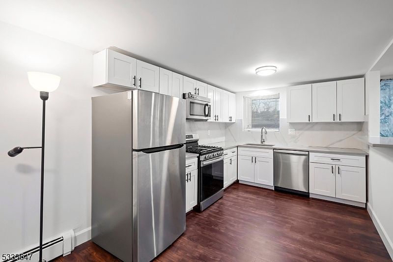 1315 Anderson Ave APT 32 Fort Lee, NJ 07024 - Thumbnail 4