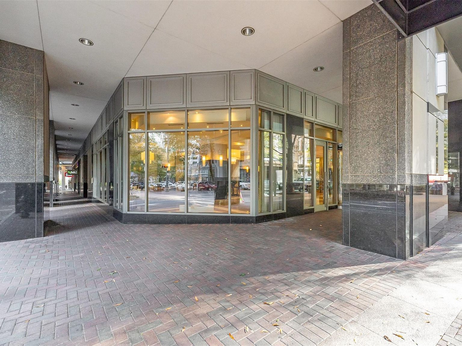 230 Tryon St #1105 Charlotte, NC 28203 - Thumbnail 4