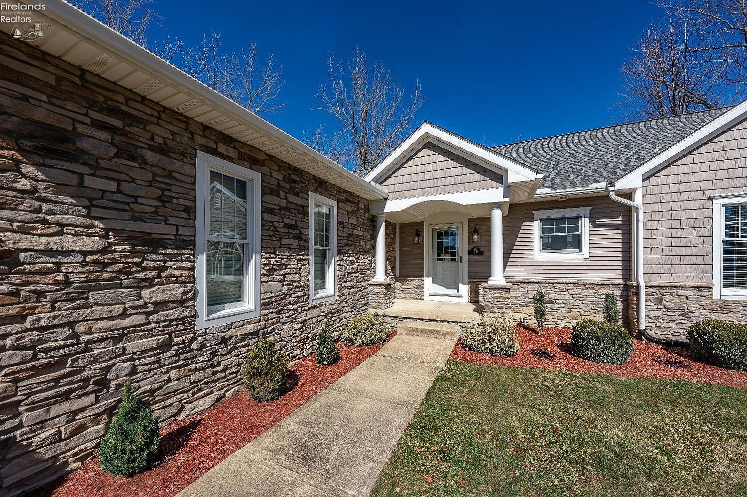 1249 Lost Lake Rd Port Clinton, OH 43452 - Thumbnail 4