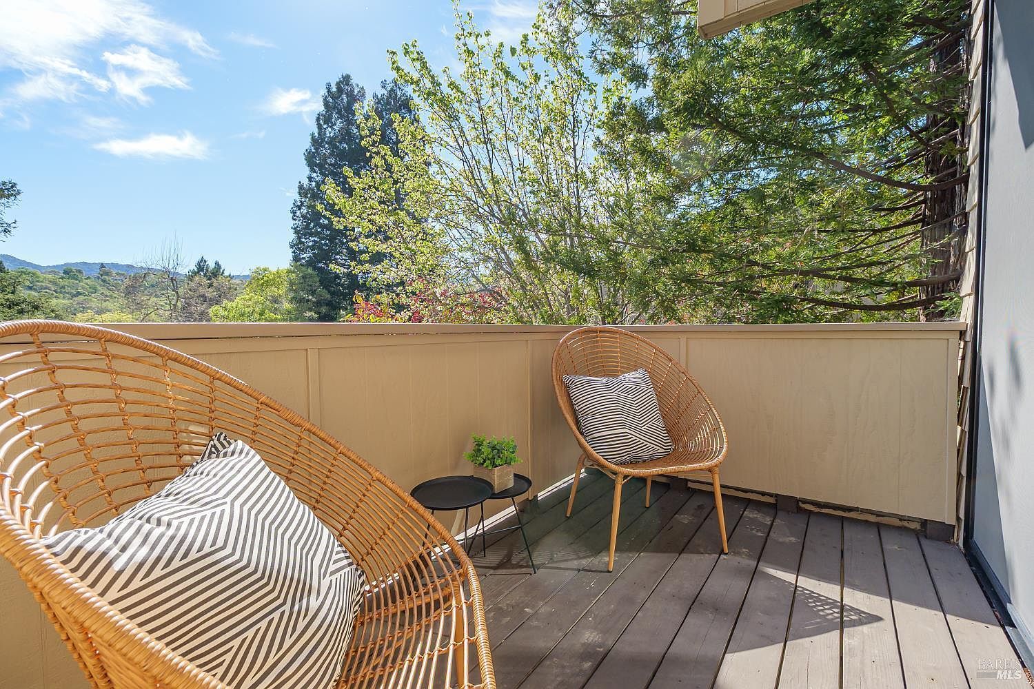 27 Mariposa Ln Novato, CA 94947 - Thumbnail 4