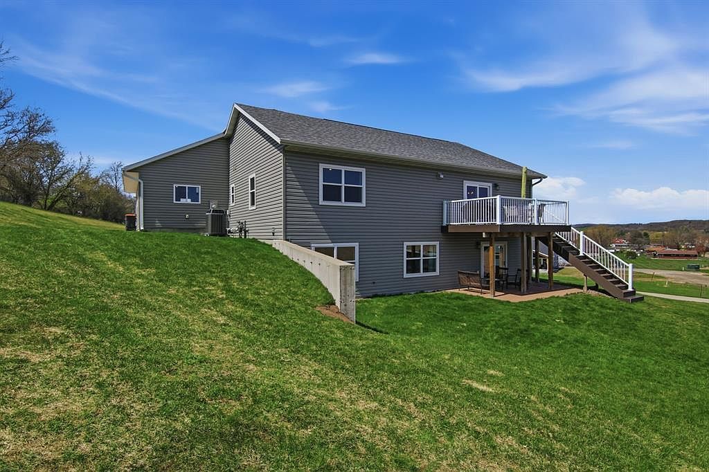 36000 Sheila Blvd Whitehall, WI 54773 - Thumbnail 4