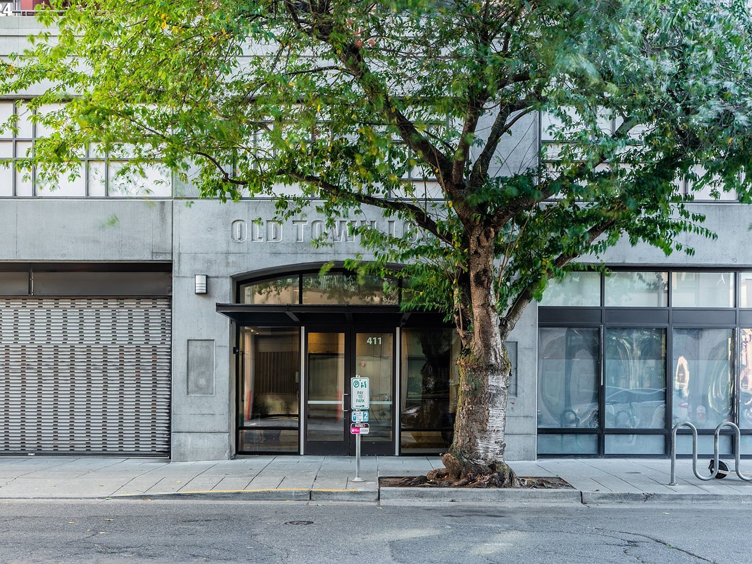 411 NW Flanders St APT 805 Portland, OR 97209 - Thumbnail 4