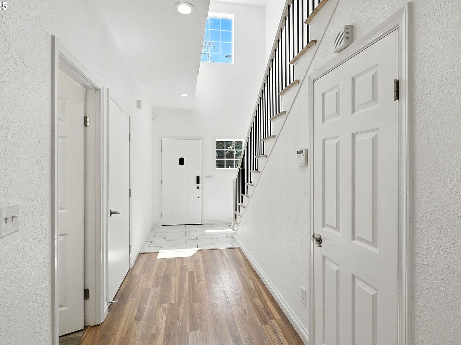 6817 SE 144th Ave Portland, OR 97236 - Thumbnail 4