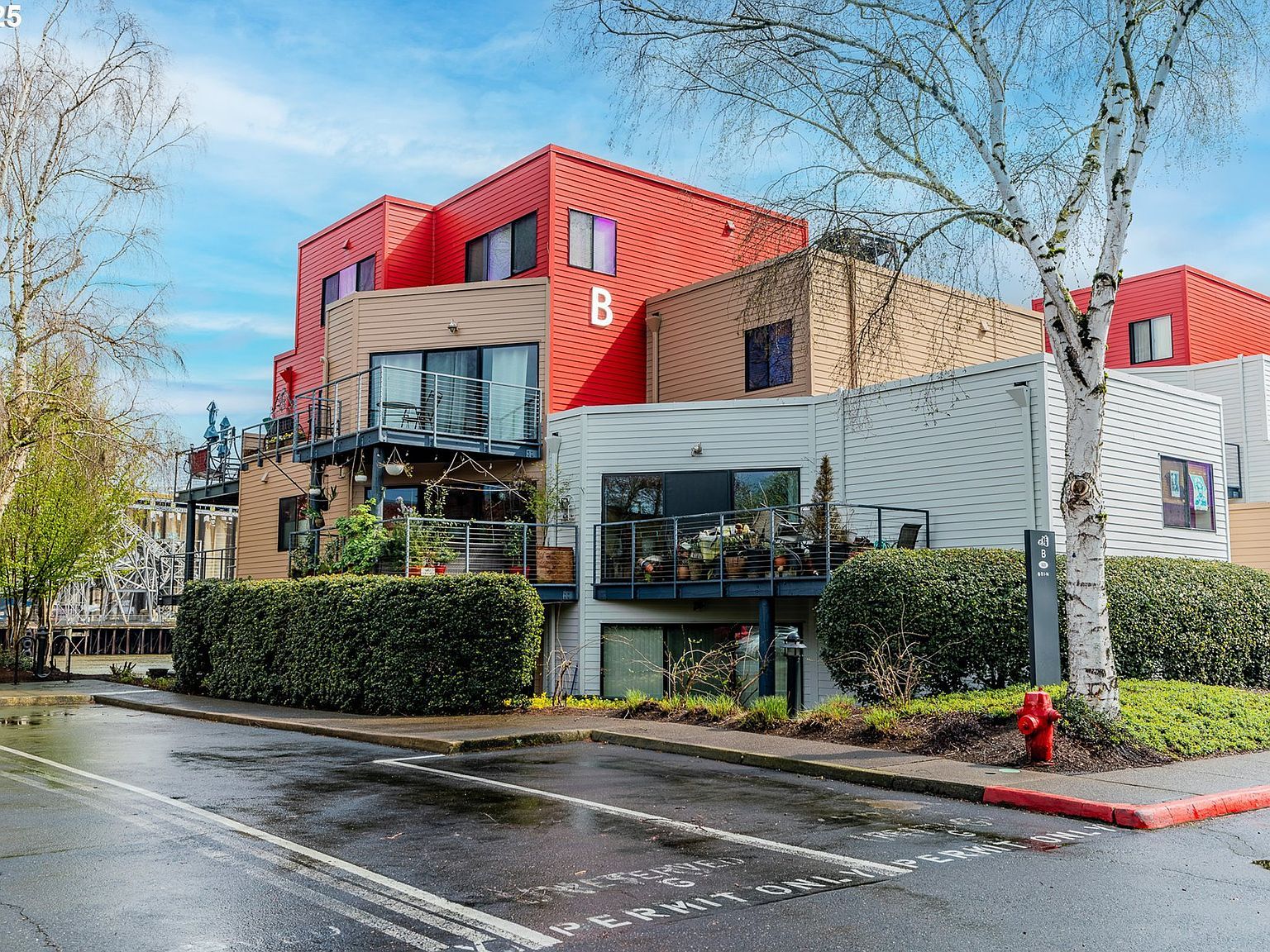 620 NW Naito Pkwy APT B12 Portland, OR 97209 - Thumbnail 4