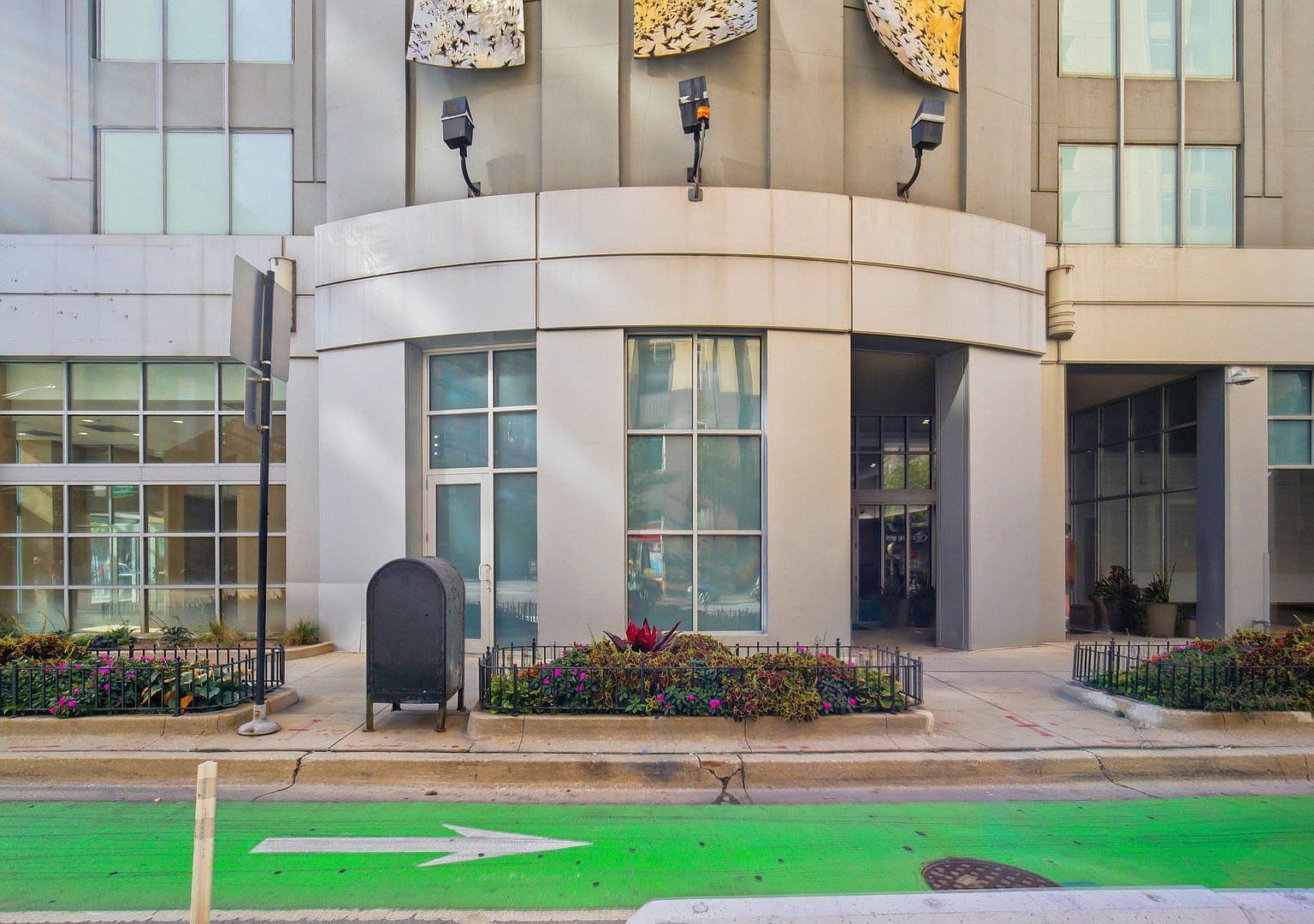 600 N Dearborn St APT 1812 Chicago, IL 60654 - Thumbnail 4