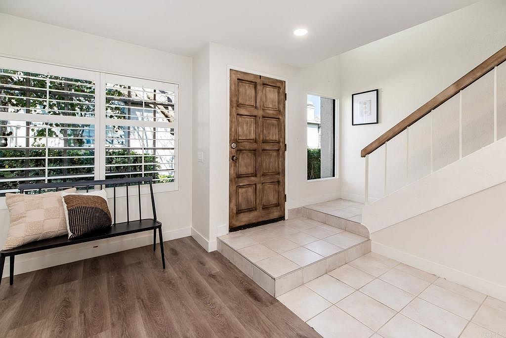 4084 Crystal Dawn Ln Unit 105 San Diego, CA 92122 - Thumbnail 4